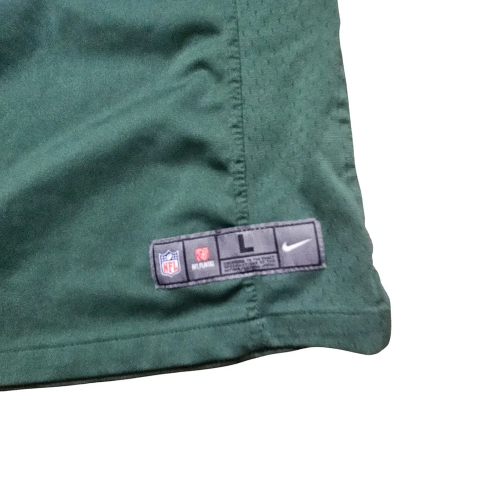 Nike Green Jersey with V-neck and Short Sleeves - Picture 5 of 10